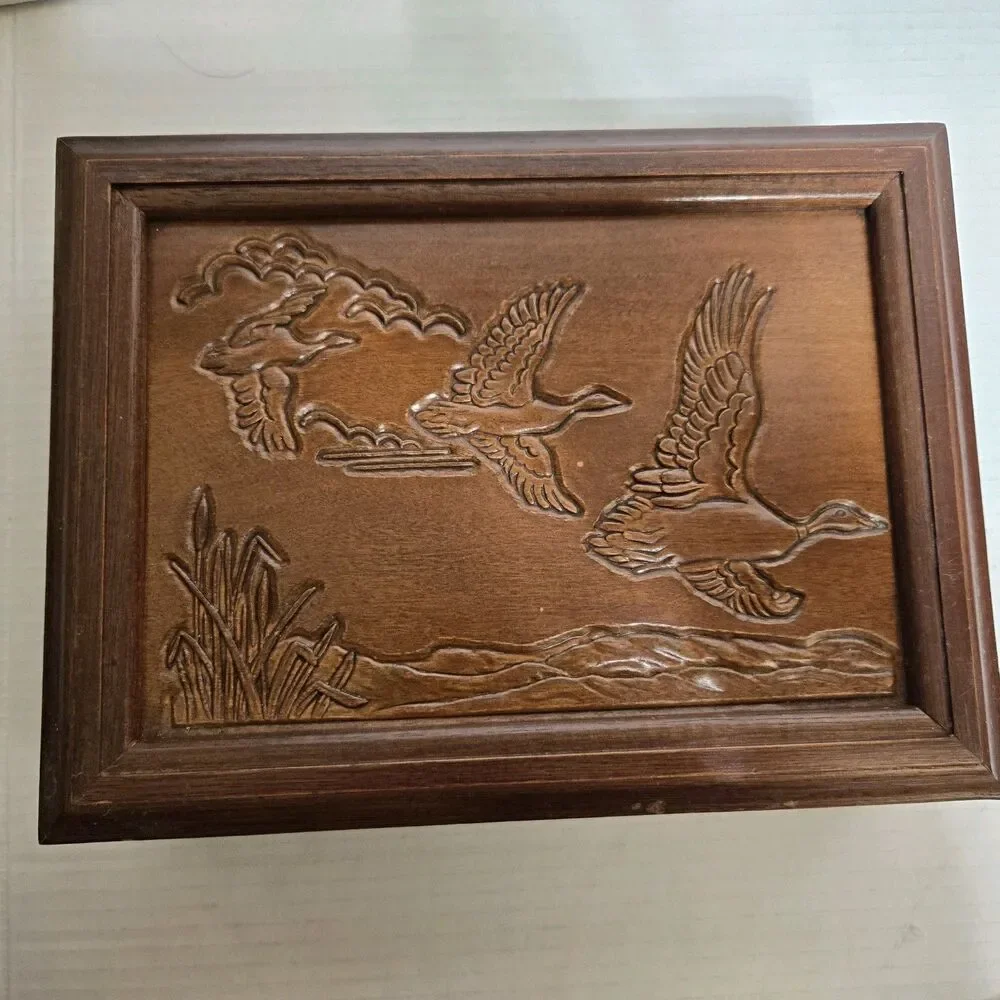 Vintage Rosalco The Commodore Bird Duck Carved Wooden Wood Jewelry Box